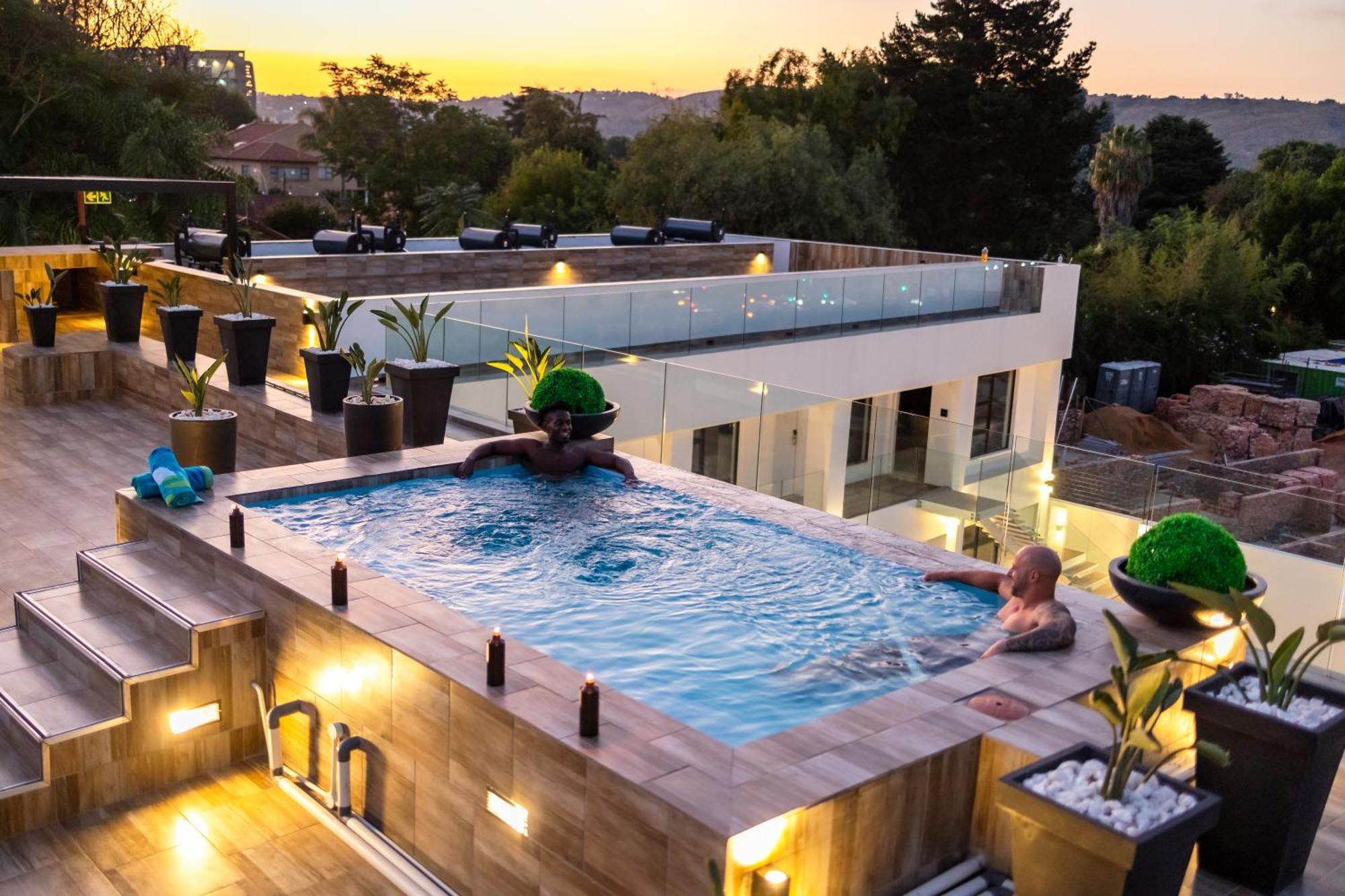 Bedfordview Hotel & Apartments ヨハネスブルグ エクステリア 写真