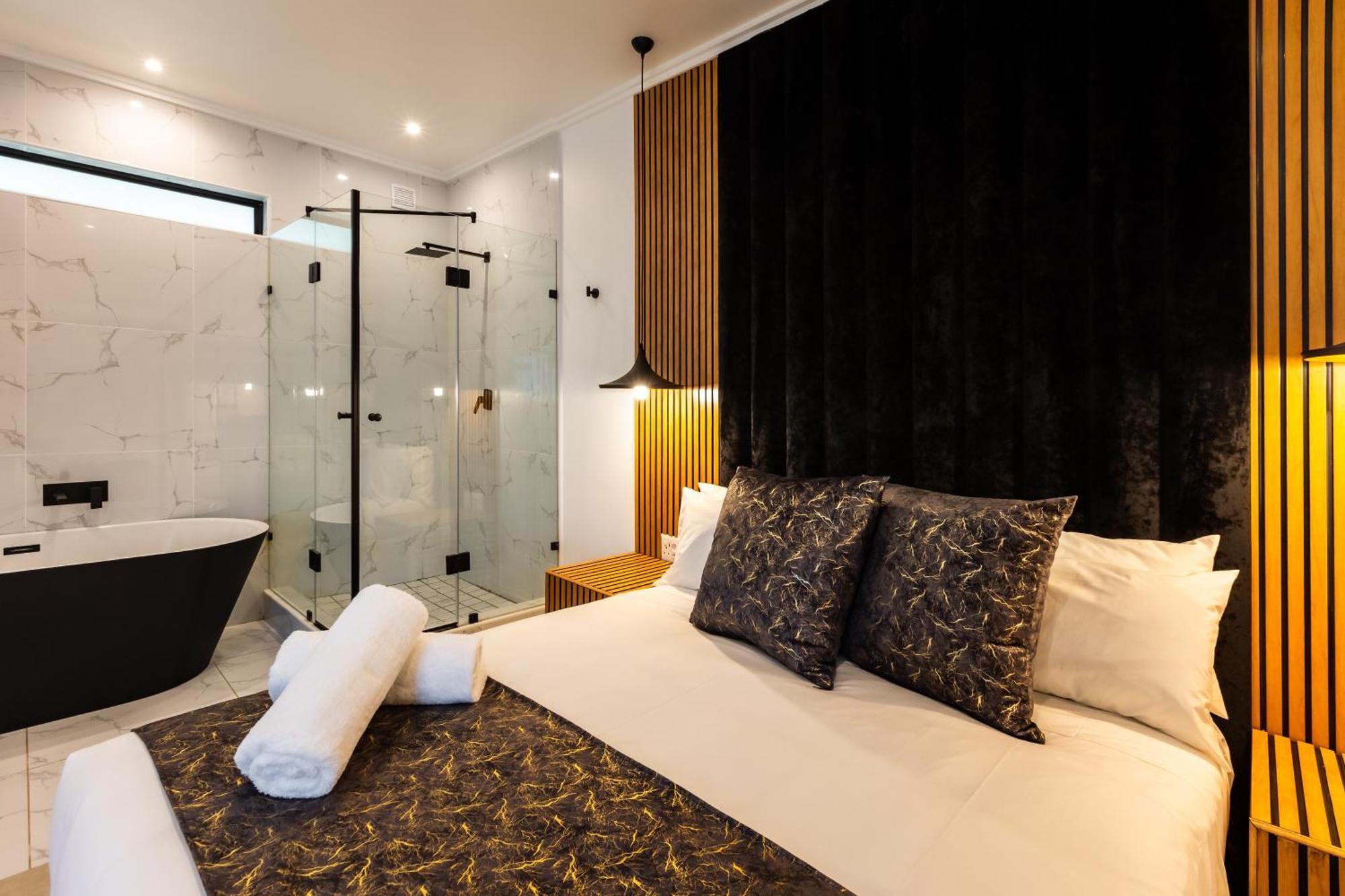Bedfordview Hotel & Apartments ヨハネスブルグ エクステリア 写真